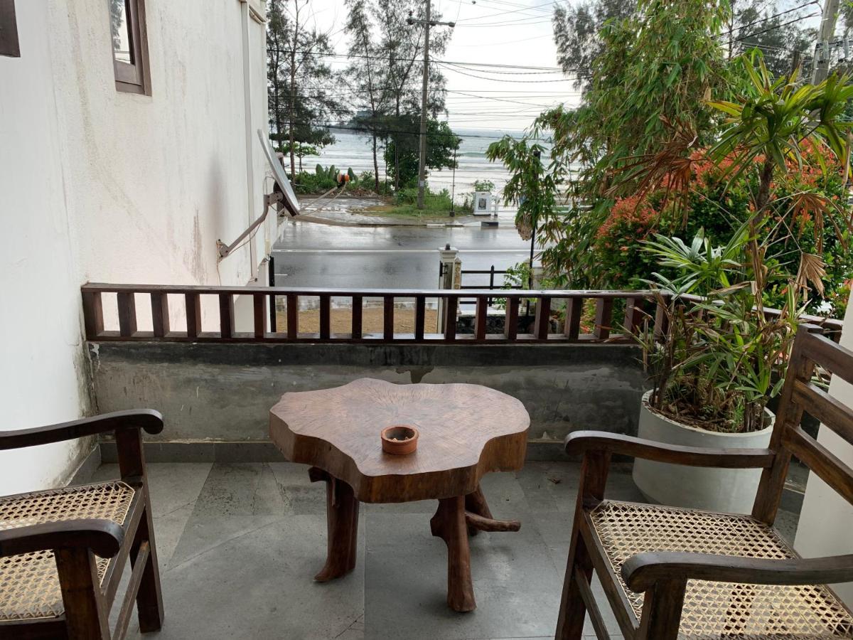 Ceylon Surf Guest And Restaurant Bed & Breakfast Weligama Ngoại thất bức ảnh
