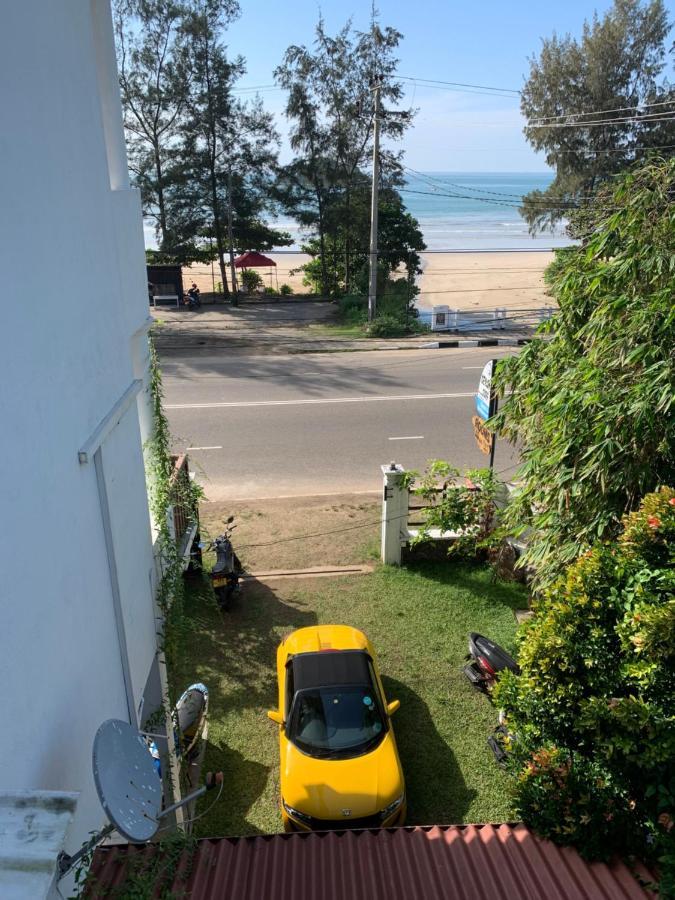 Ceylon Surf Guest And Restaurant Bed & Breakfast Weligama Ngoại thất bức ảnh